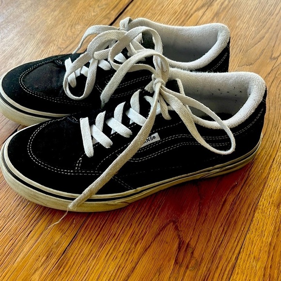 Old skool Vans size 4.5 youth - Picture 2 of 7